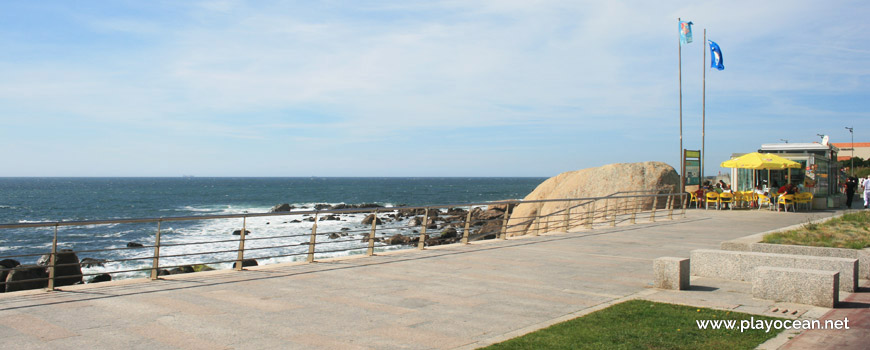 Entrada da Praia de Lavadores