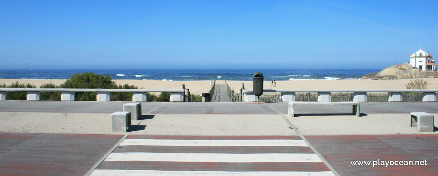 Entrance to Praia de Miramar (North) Beach