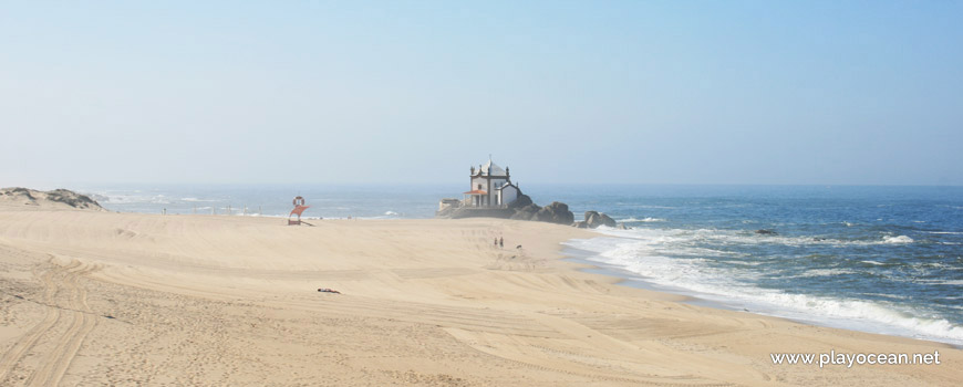 Sul da Praia do Senhor da Pedra