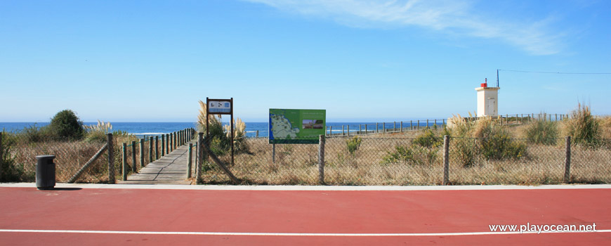 Entrance of Praia da Sétima Arte Beach