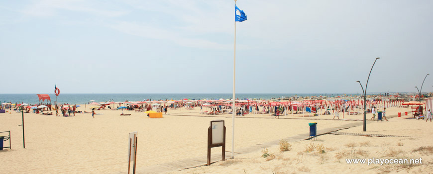 Blue Flag at Praia de Monte Gordo Beach