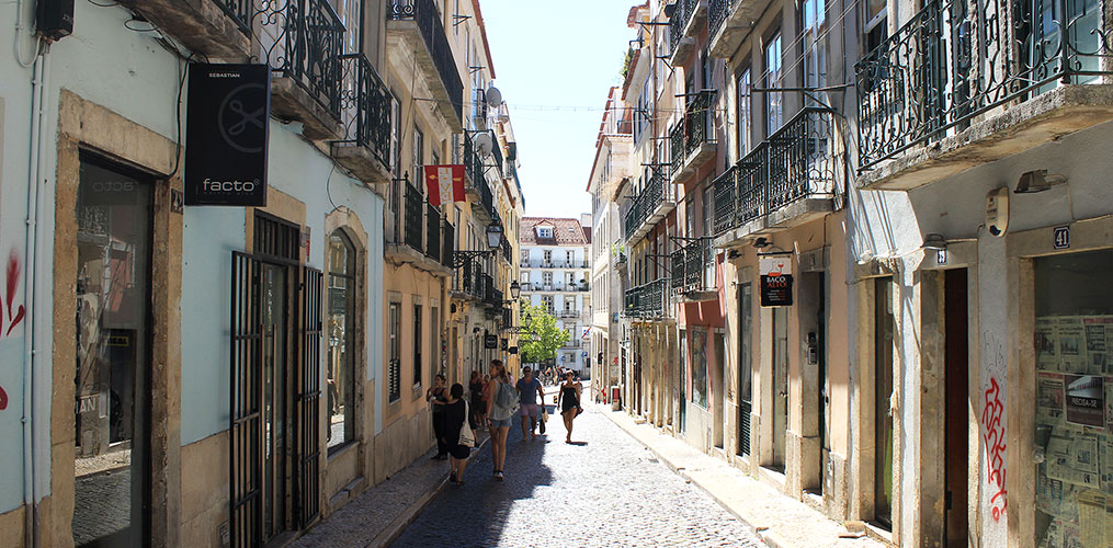 Bairro Alto de São Roque Neighborhood