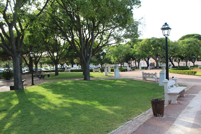 Garden of Praça Afonso de Albuquerque