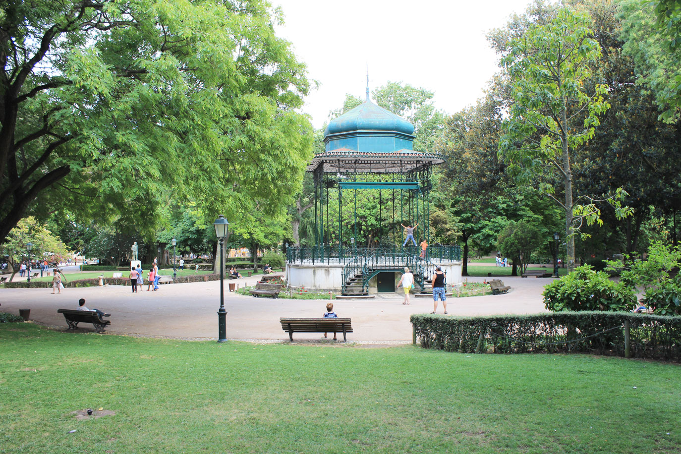 Jardim Guerra Junqueiro em Lisboa • Portugal