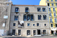 Casa dos Bicos